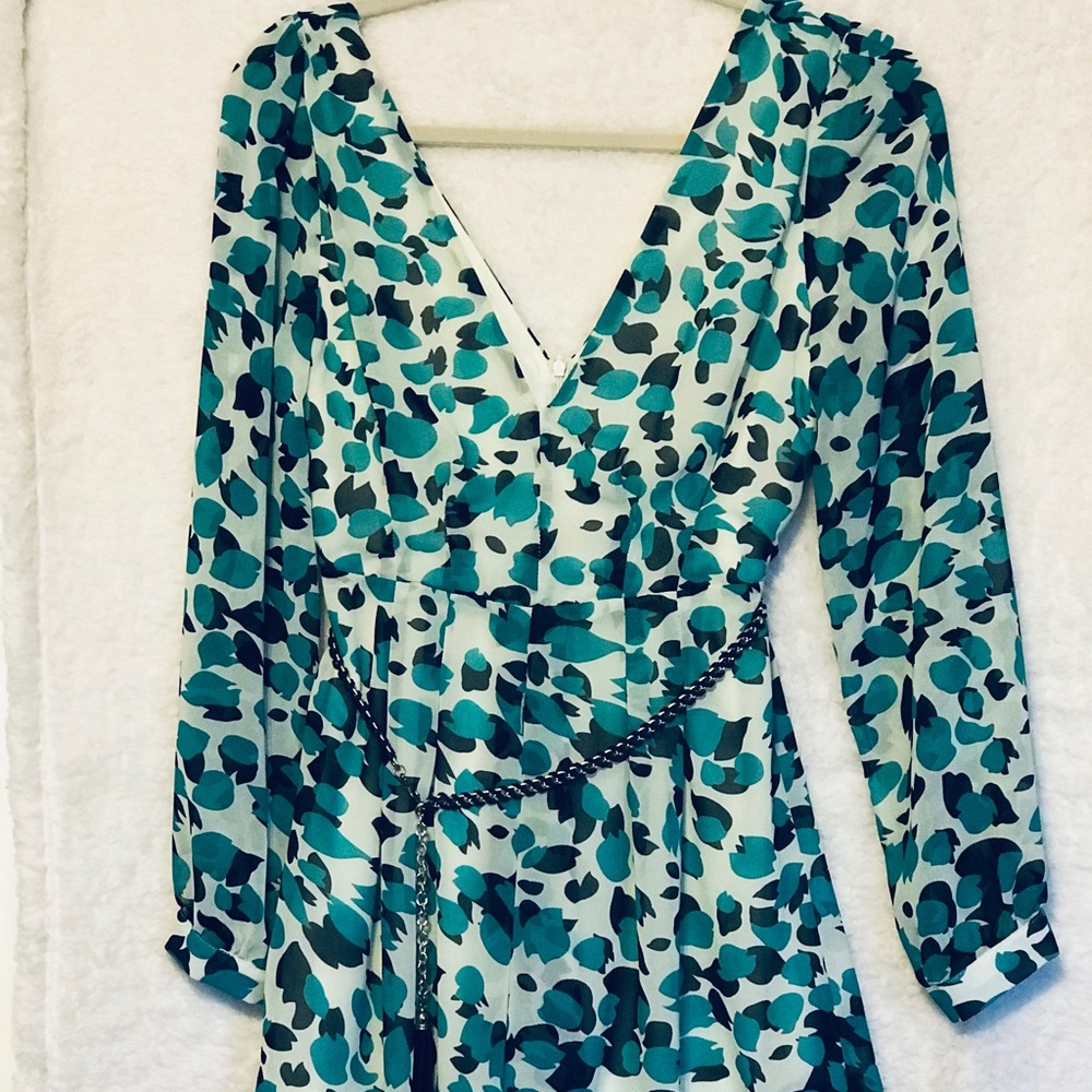 Romper - Picture 2 of 2